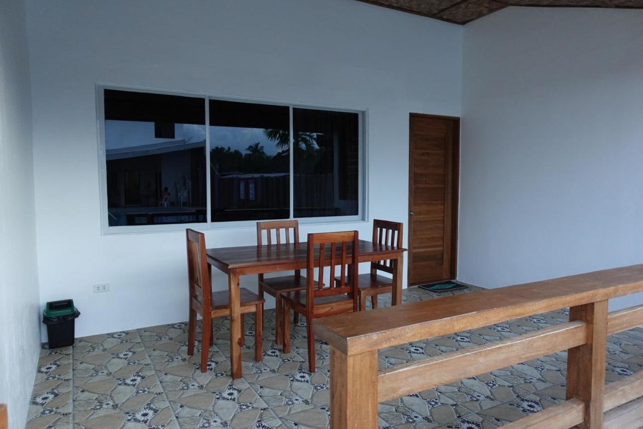 Badi'S Place Moalboal Exterior foto